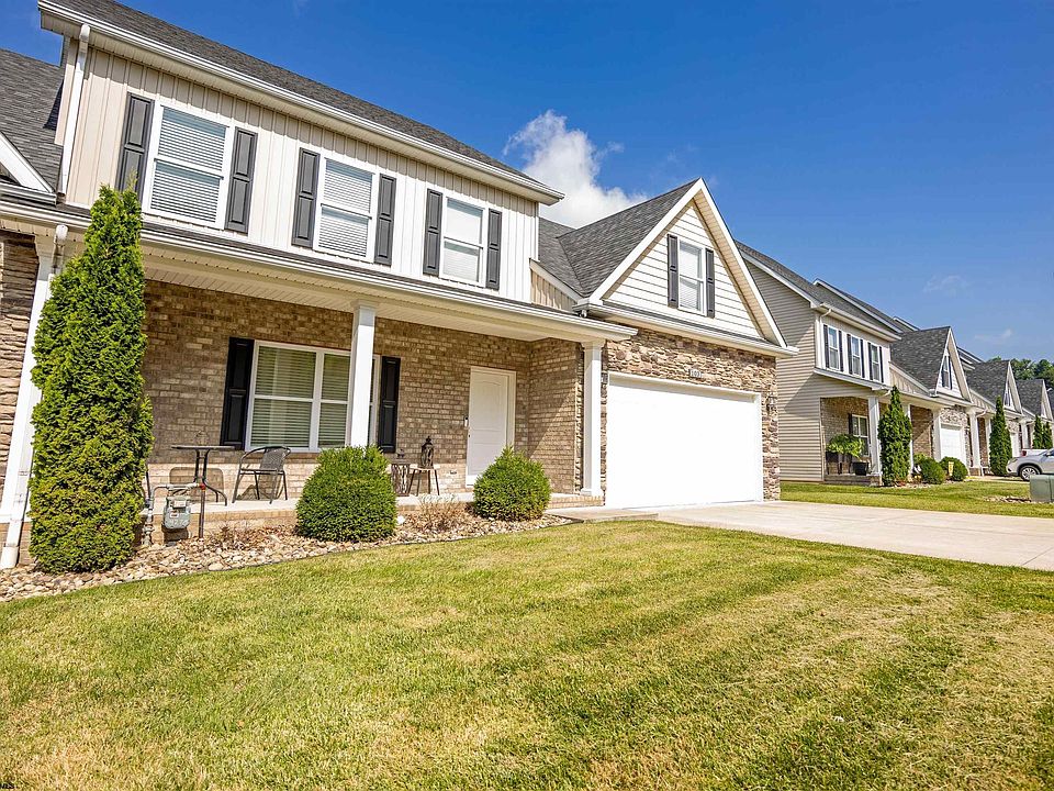 1st image of 103 Red Oak Ln