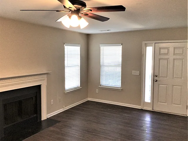 7636 Hidden Creek Dr — Photo 5