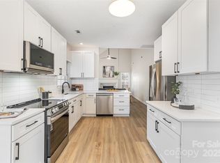 8724 Tamarron Dr, Charlotte, NC 28277