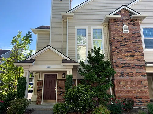 1175 NE 64th Ln #1109 Photo 1