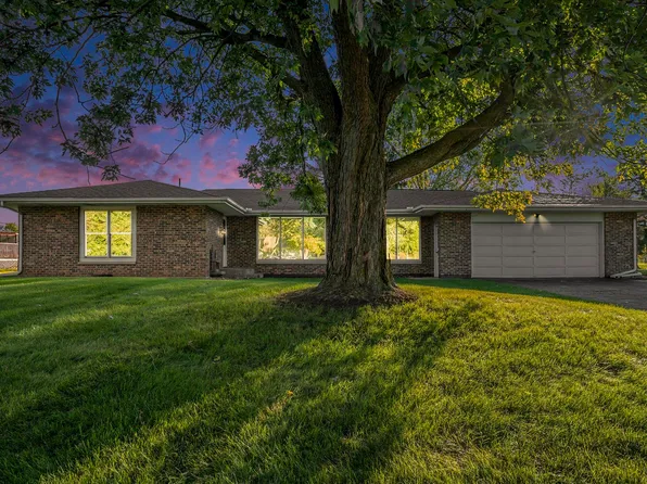 5755 N 10 W, Howe, IN 46746