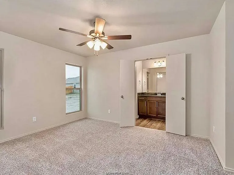 1914 Basil Ct — Photo 17
