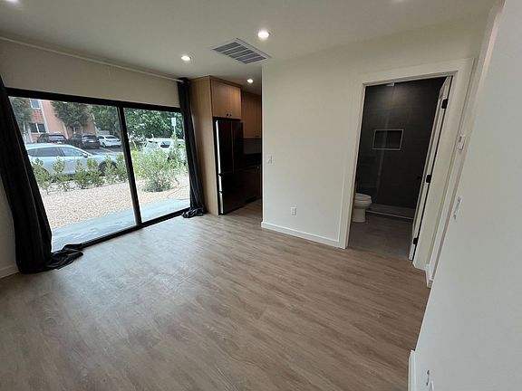 4th image of 1061 Turquoise St #0