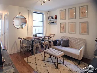 Rented by R New York