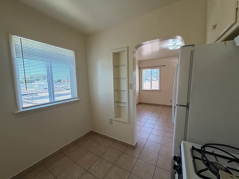 3472 Flower St #C — Photo 6