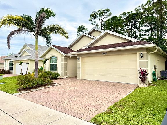 3rd image of 9553 Seaspray Dr