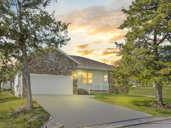 115 S Walnut Street, Blue Eye, MO 65611
