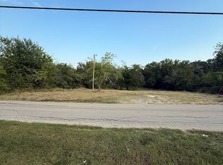 125 Avondale Ave, Azle, TX 76020