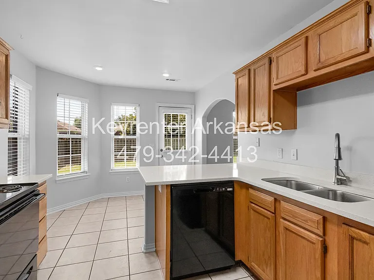 3805 SW Carriageway Ave — Photo 11