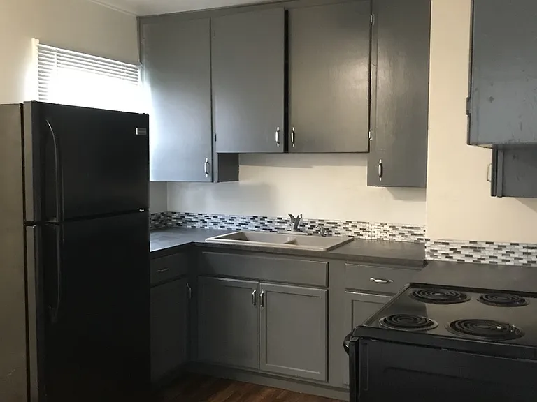 214-285 Cypress 254 256 Colorado — Photo 4