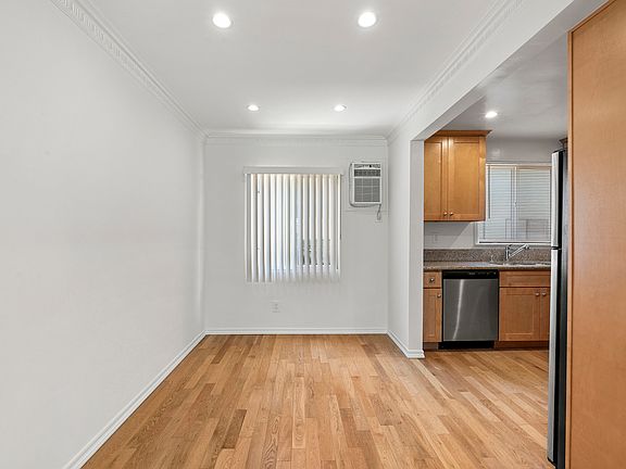 2nd image of 1233 N Harper Ave APT 6