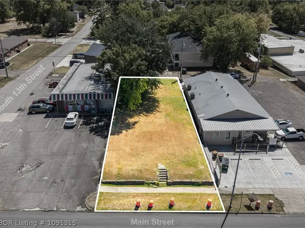 Main St, Van Buren, AR 72956
