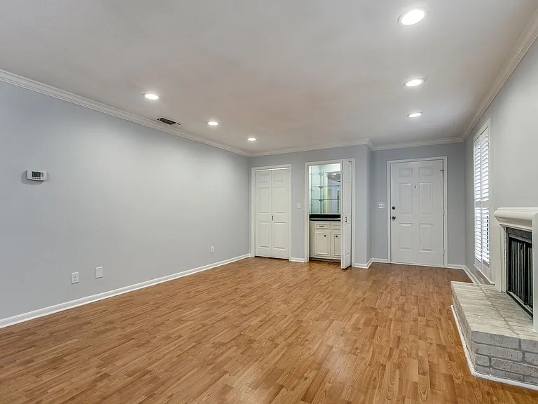 2611 Eisenhauer Rd #903 — Photo 8