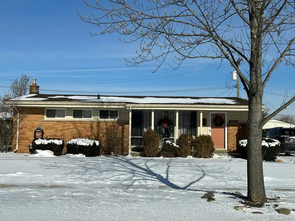 28920 W Chicago St, Livonia, MI 48150