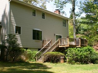 41 Stonehenge Dr, Lincroft, NJ