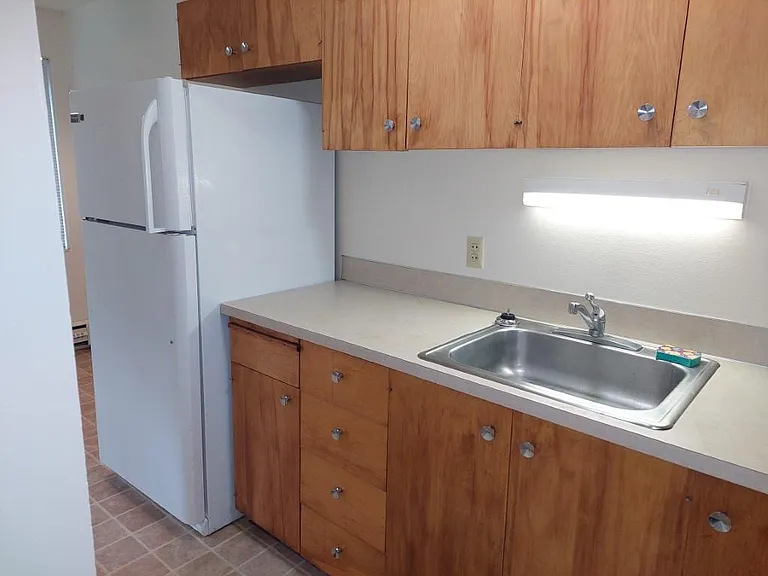 2907 NE 52nd St #102 — Photo 9