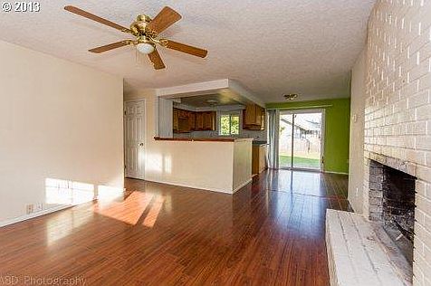 3rd image of 3807 NE 151st Ave