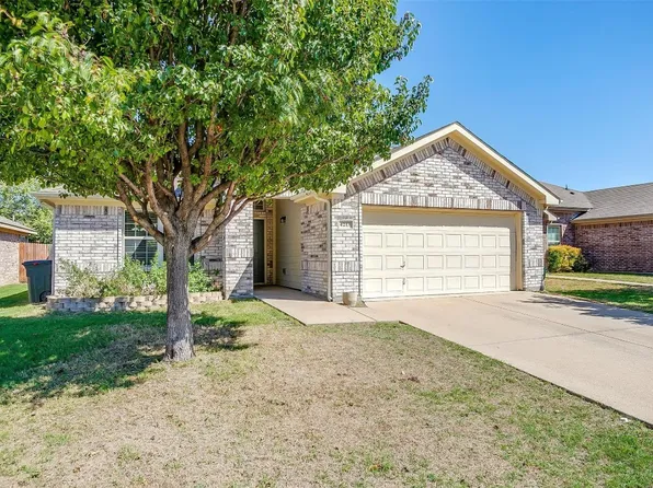 4213 Agate Dr, Granbury, TX 76049