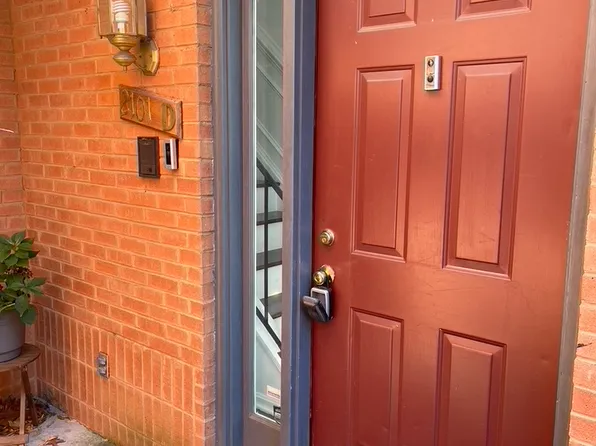 2101 N Rolfe St APT D, Arlington, VA 22209