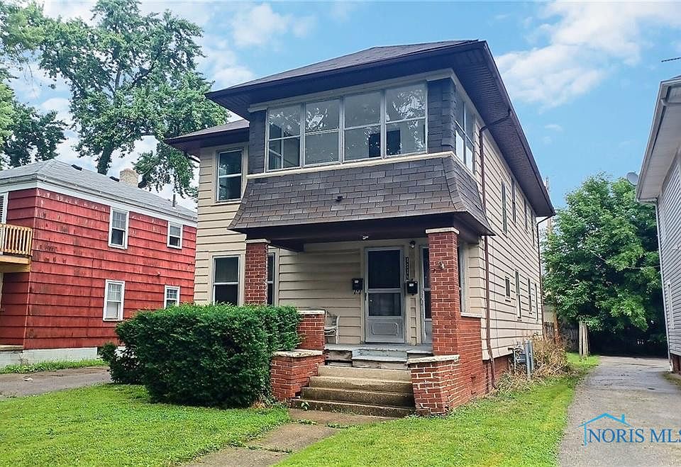 2nd image of 4118 N Lockwood Ave