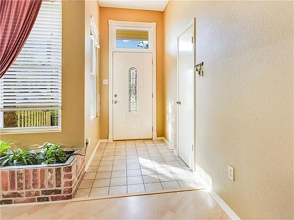 5th image of 9405 Doliver Dr