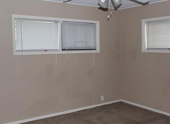 5th image of 11303 Corrington Ave