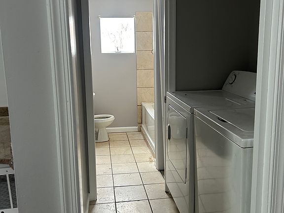 3rd image of 320 Susquehanna Ave #320