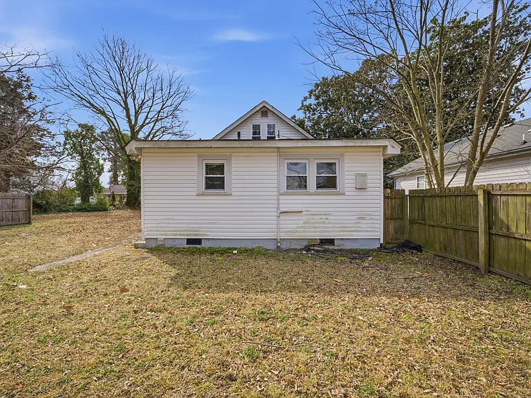3920 County St — Photo 17