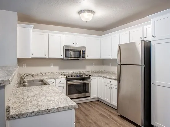 PRAIRIE VIEW ESTATES