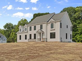 112 Stallion Dr, Glastonbury, CT 06033