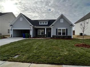 1967 Channel St #33, Graham, NC 27253