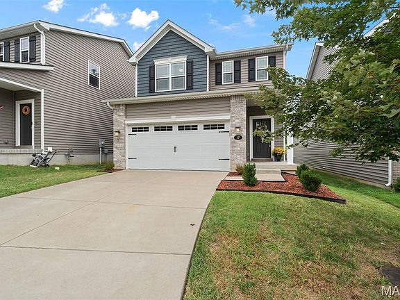 3rd image of 17 Rydal Pl