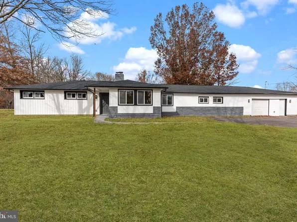 333 Fairhill Rd, Hatfield, PA 19440