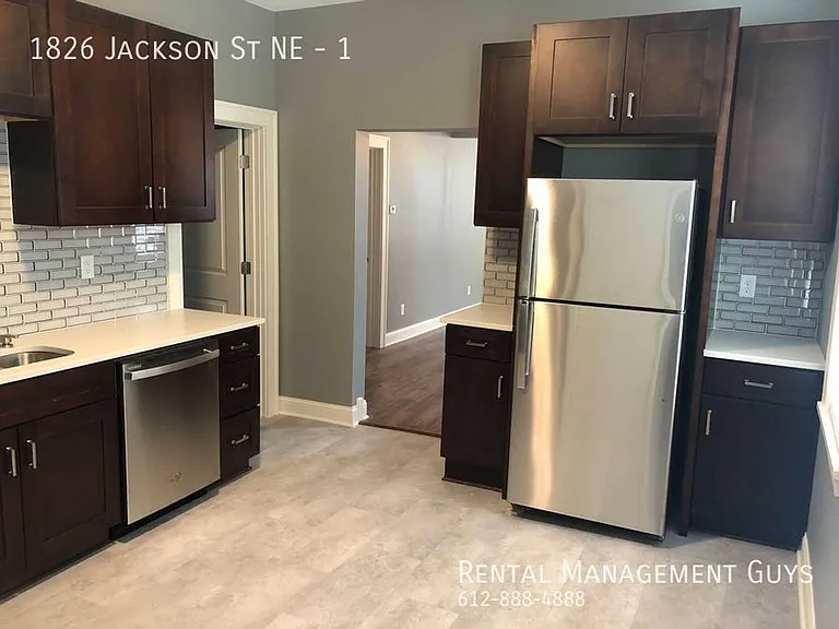 1826 Jackson St NE #1 — Photo 10