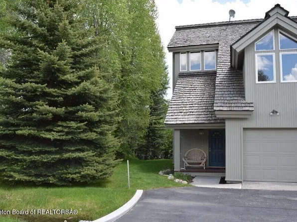 561 Shadow Brook Ln #9A, Driggs, ID 83422