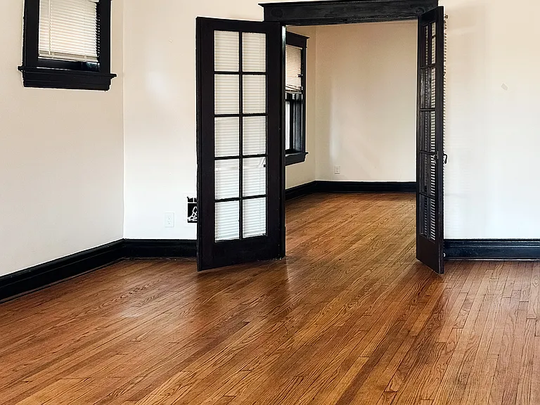 2224 Miami St #1 — Photo 5