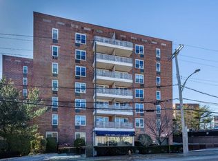 1296 Midland Avenue #B2, Yonkers, NY 10704