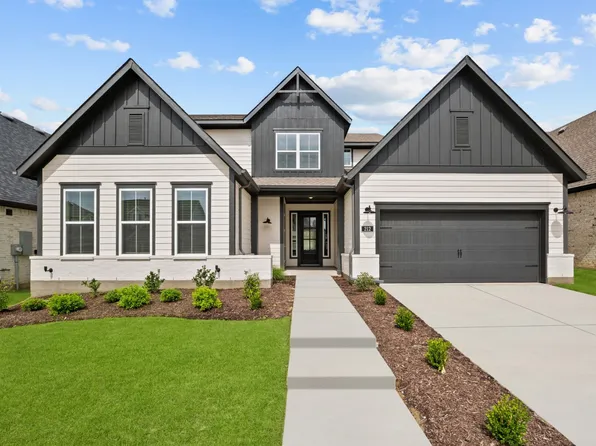 212 Pioneer Trl, Justin, TX 76247