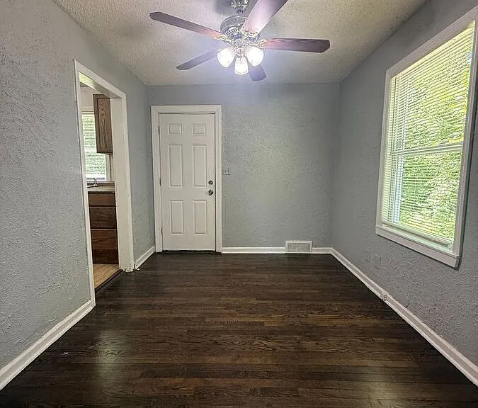 5816 Bellefontaine Ave — Photo 5