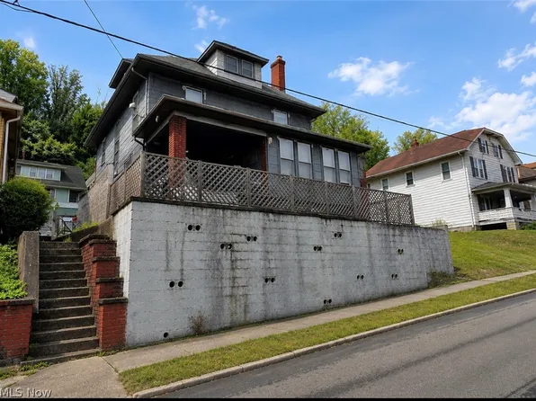 3423 Elm St, Weirton, WV 26062
