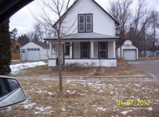 810 3rd St N, Princeton, MN 55371
