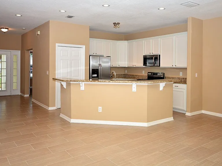 10747 Masters Dr — Photo 6