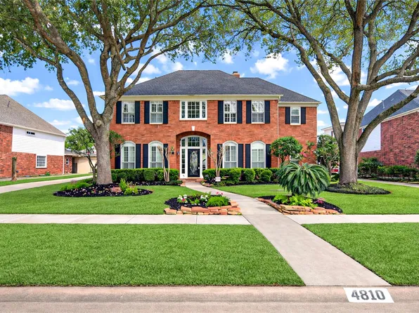 4810 Keneshaw St, Sugar Land, TX 77479
