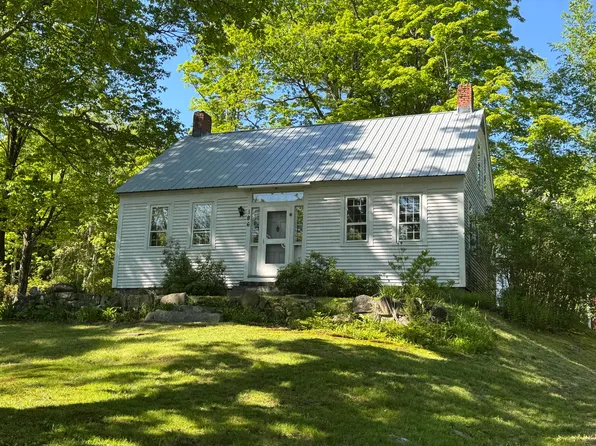 186 Bridgton Road, Sebago, ME 04029