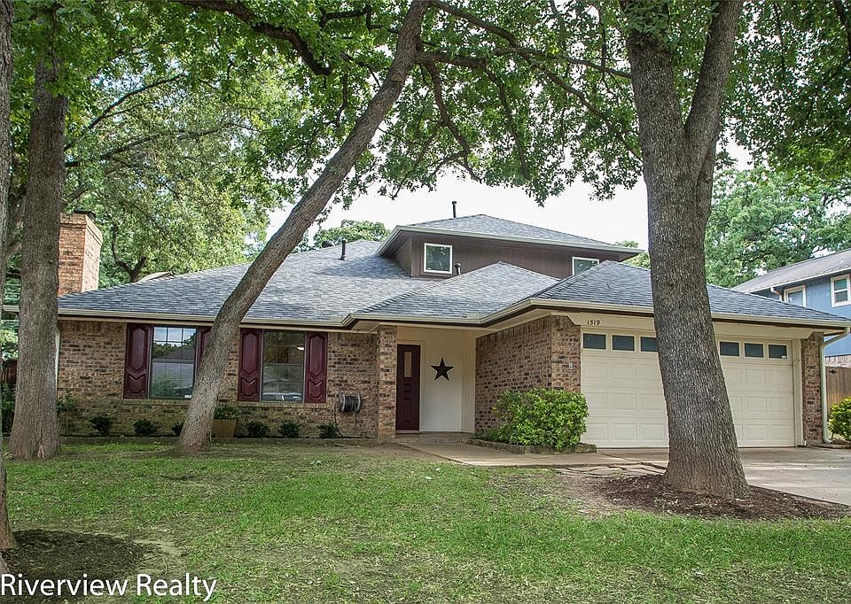 1st image of 1519 Tiffany Forest Ln