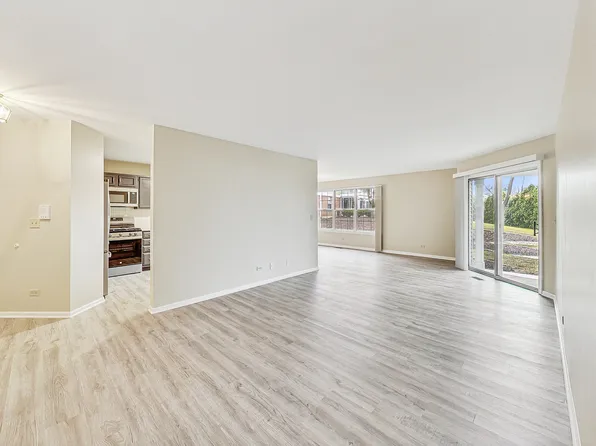 1006 Butternut Ln APT B, Mount Prospect, IL 60056