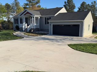 271 Pleasant Ridge Dr, Madison Heights, VA 24572