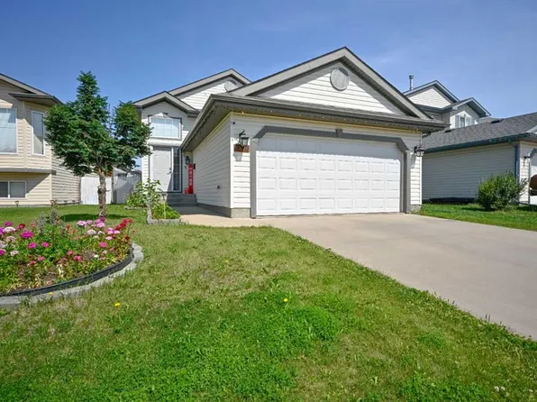10626 SE Royal Oaks Dr, Grande Prairie, AB T8V 8G3