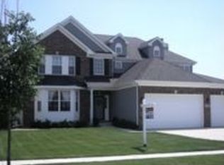 755 Fox Trail Ter, Cary, IL 60013