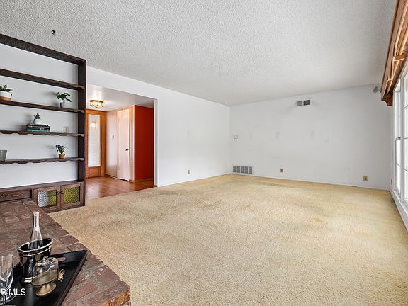 5th image of 8346 Moorcroft Ave